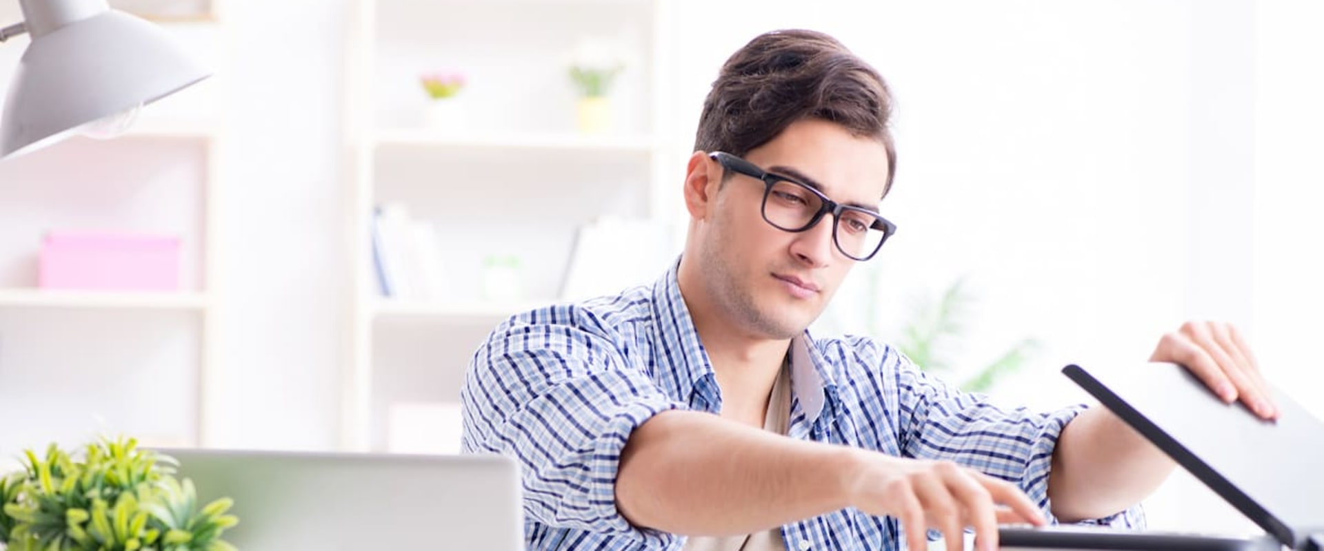 Pros and Cons of Traditional Fax Machines